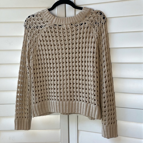 Cream Trendy IS Crotchet Sweater, size M - Picture 2 of 4